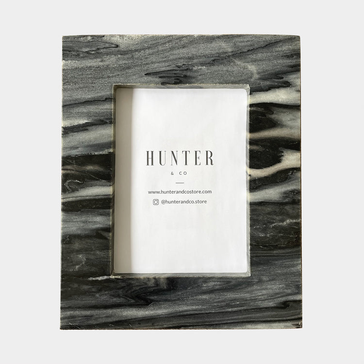 RYE BLACK MARBLE FRAME