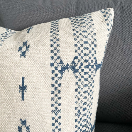 SLOANE CUSHION COVER (TEAL)