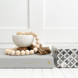NATURAL WOODEN BEADS WITH JUTE TASSELS
